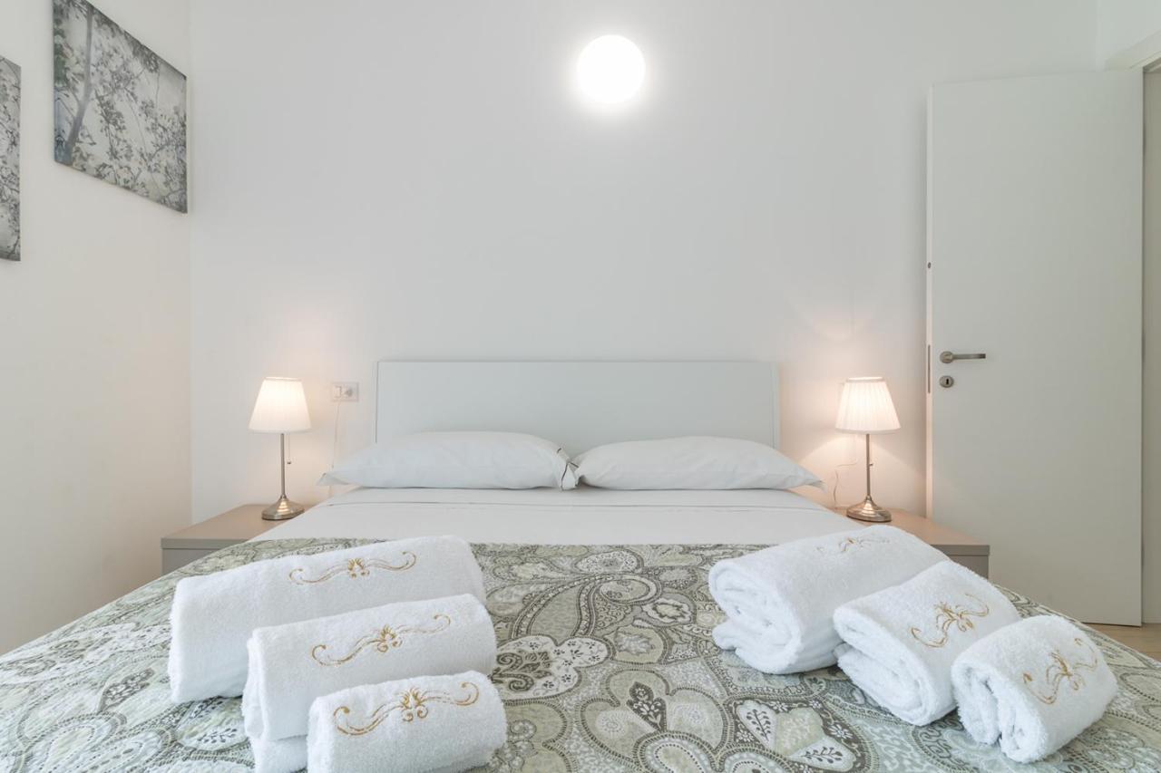 Apartment Azalea - Cremia ภายนอก รูปภาพ